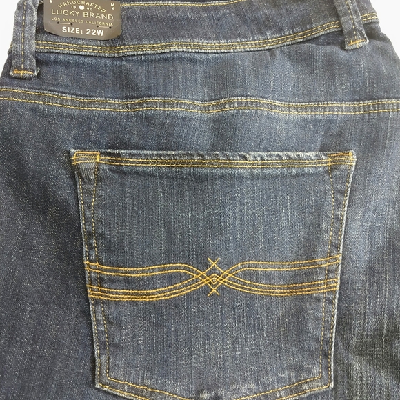 Lucky Brand Boyfriend jeans - Picture 5 of 8